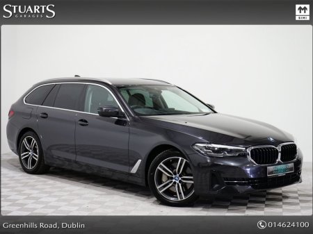 2023 BMW 5-Series *ONLY 29, 800 KM* COMFORT AND TECH PACK. 530e SE TOURING. SOPHISTO GREY WITH BLACK LEATEHR, 19” UP