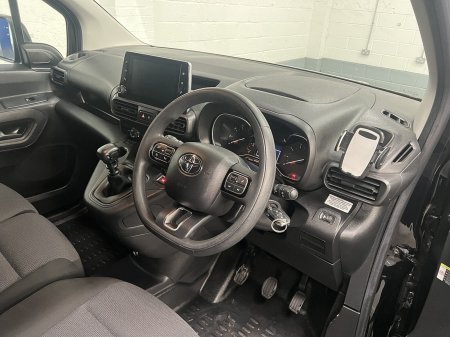 2024 Toyota Proace City - photo 12