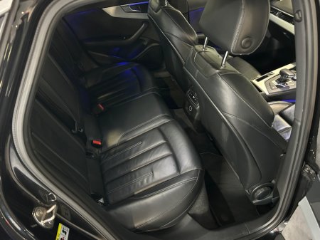 2017 Audi A4 - photo 13