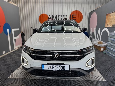 2024 Volkswagen T-Roc - photo 2