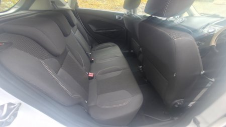 2016 Ford Fiesta - photo 21