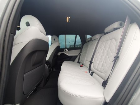 2026 BMW X5 - photo 22
