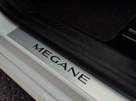 2020 Renault Megane - photo 17