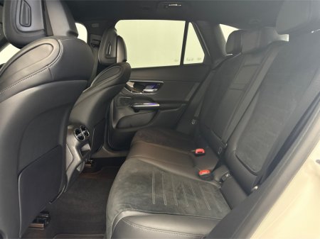 2025 Mercedes-Benz GLC - photo 30