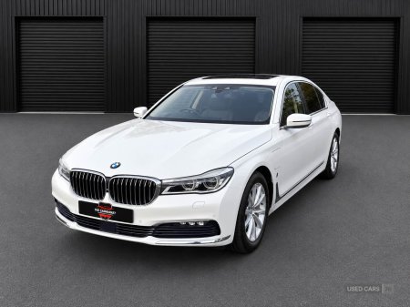 2017 BMW 7-Series - photo 2