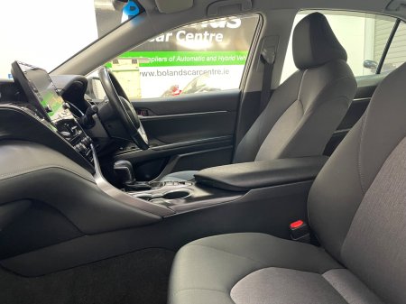 2021 Toyota Camry - photo 5
