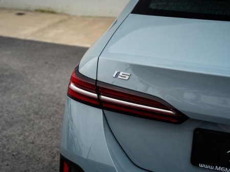2024 BMW i5 - photo 11