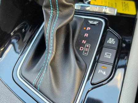 2020 Kia Niro - photo 24