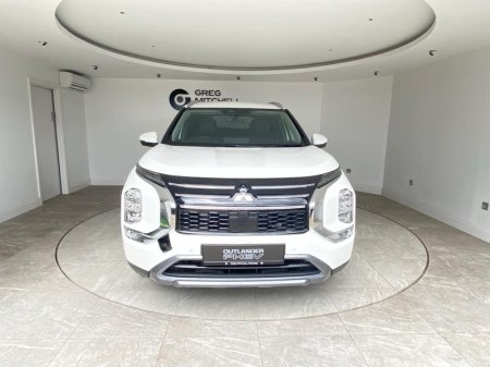 2026 Mitsubishi Outlander - photo 2