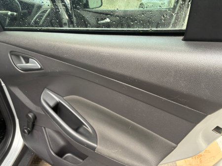 2012 Ford Focus - photo 16