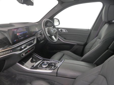 2025 BMW X5 - photo 7