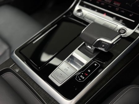 2025 Audi Q8 - photo 27