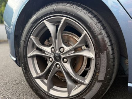 2018 Ford Focus - photo 8
