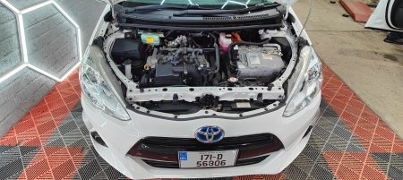 2017 Toyota Aqua - photo 17