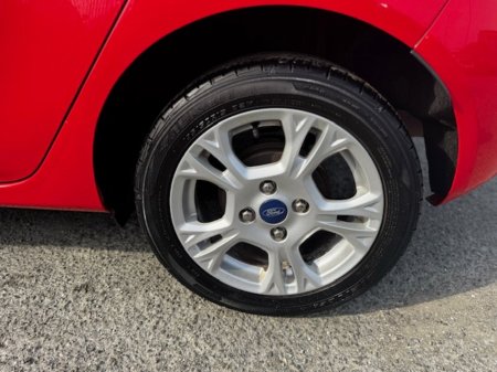 2016 Ford Fiesta - photo 28
