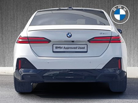 2024 BMW 5-Series - photo 15
