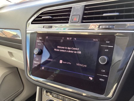 2019 Volkswagen Tiguan - photo 25