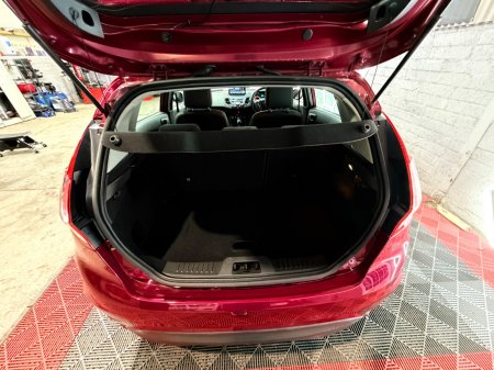 2014 Ford Fiesta - photo 17