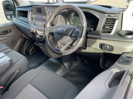2021 Ford Transit - photo 16