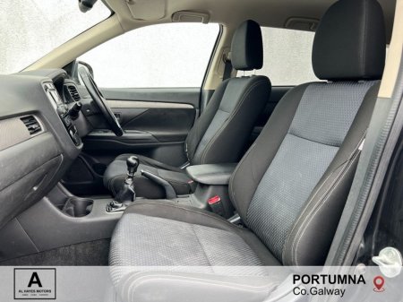 2016 Mitsubishi Outlander - photo 4