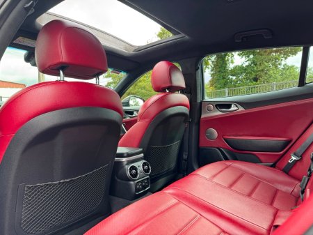 2019 Kia Stinger - photo 13