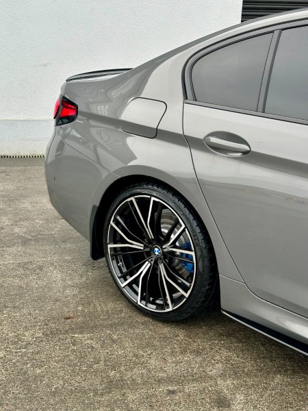 2021 BMW 5-Series - photo 7