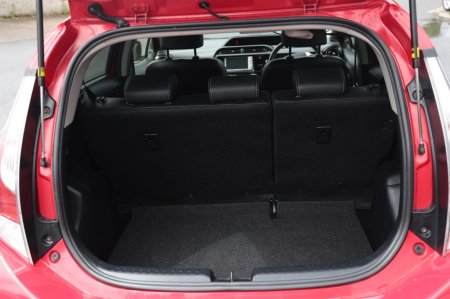 2015 Toyota Aqua - photo 20