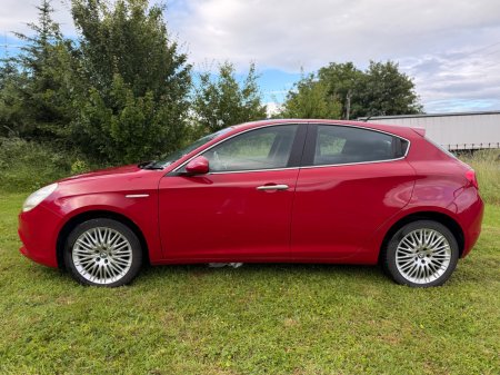 2014 Alfa Romeo Giulietta - photo 3