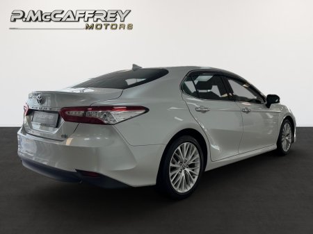 2020 Toyota Camry - photo 5