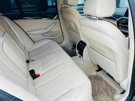 2017 BMW 5-Series - photo 14