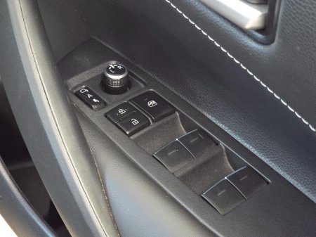 2021 Toyota Corolla - photo 16