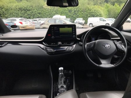 2022 Toyota C-HR - photo 8