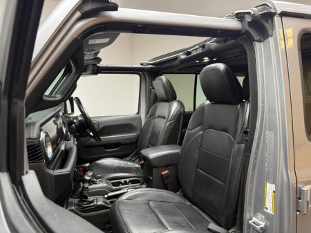 2020 Jeep Wrangler - photo 23