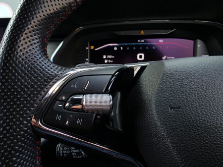 2022 Skoda Octavia - photo 26
