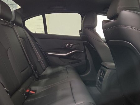 2026 BMW 3-Series - photo 22