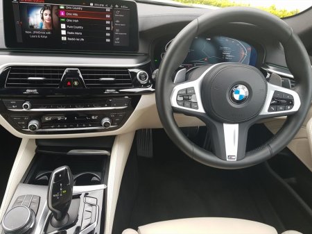 2023 BMW 5-Series - photo 5