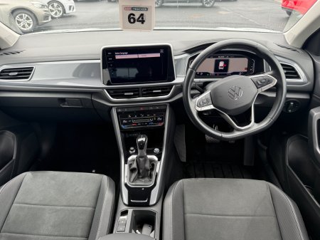 2024 Volkswagen T-Roc - photo 12