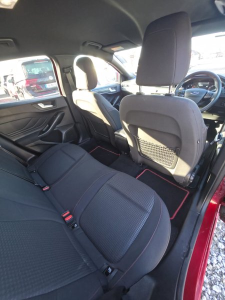 2020 Ford Focus - photo 20