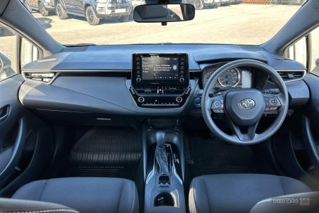 2023 Toyota Corolla - photo 7