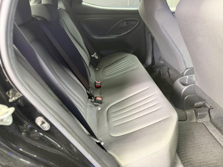 2020 Toyota Yaris - photo 14