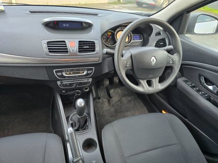 2011 Renault Fluence - photo 14