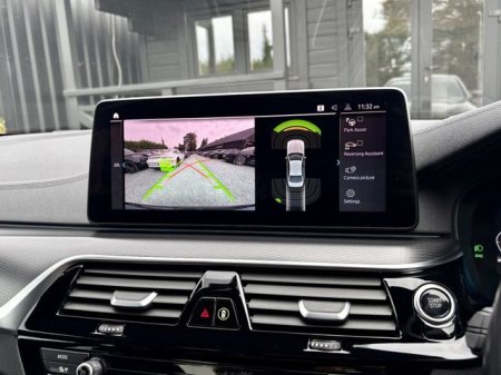2021 BMW 5-Series - photo 21