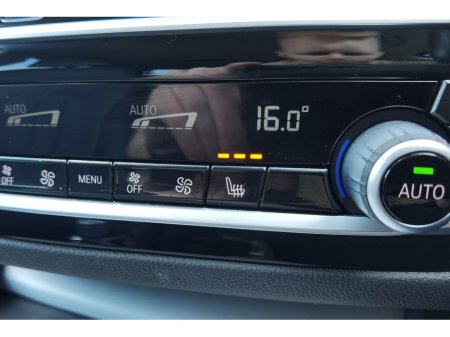 2022 BMW 5-Series - photo 17