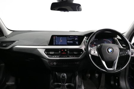 2022 BMW 1-Series - photo 16