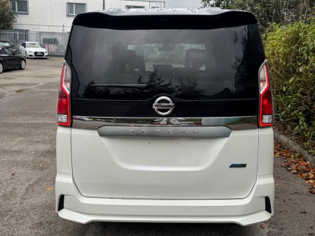 2017 Nissan Serena - photo 22
