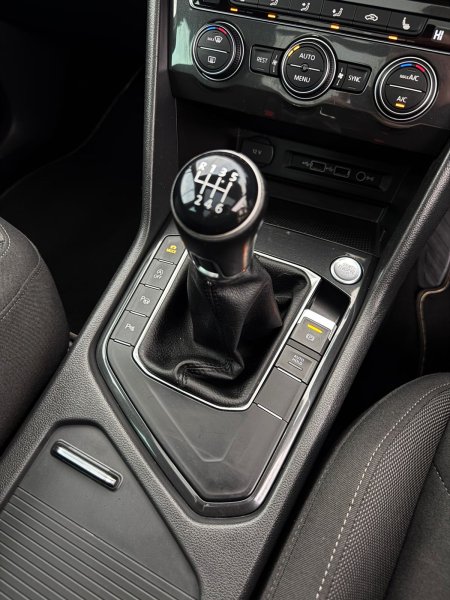 2019 Volkswagen Tiguan - photo 34