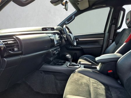 2023 Toyota Hilux - photo 6