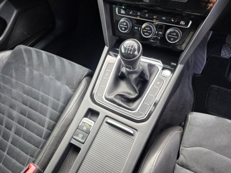 2017 Volkswagen Passat - photo 13