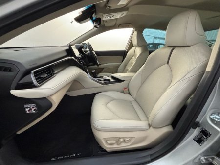2023 Toyota Camry - photo 6