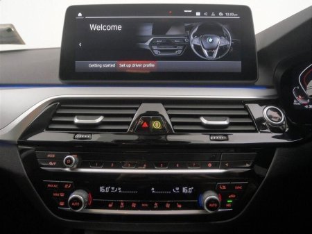 2023 BMW 5-Series - photo 8